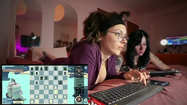 Chatroom XXX en direct de GennaJames