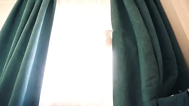 MesmErisse Live XXX Chat