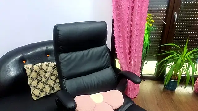 Lisa-Rios: онлайн-секс-чат