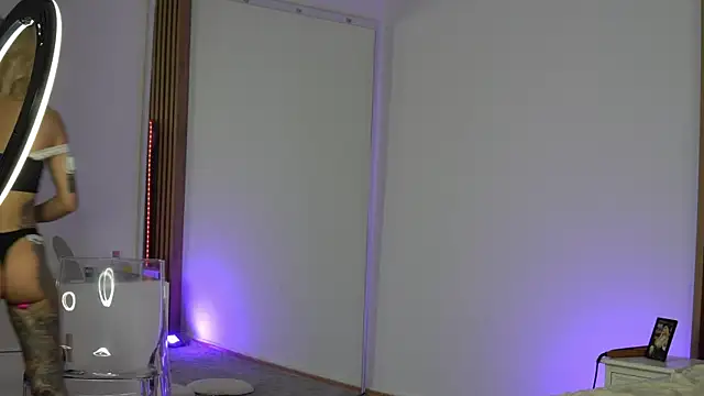 TiffanyMaze Obrolan Langsung XXX