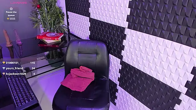 AlinaMorris Pertunjukan Webcam