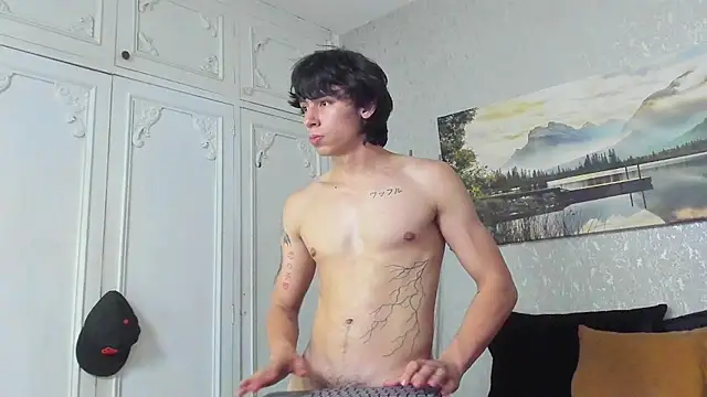 Tyler_durten Chat XXX in diretta