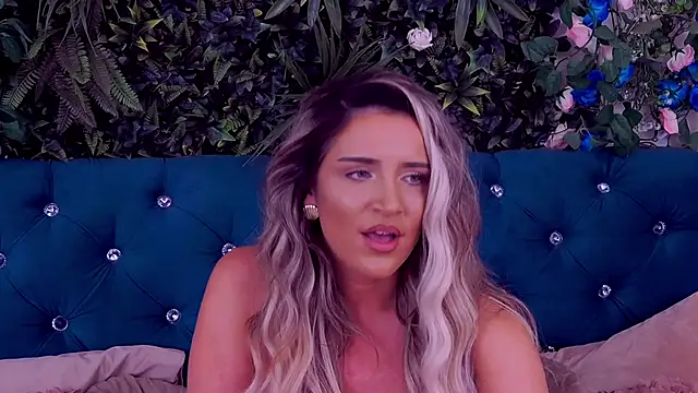 CherryMuse_ Chat XXX in diretta