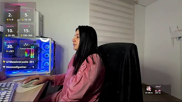 XXX chat uživo modela cloe_small