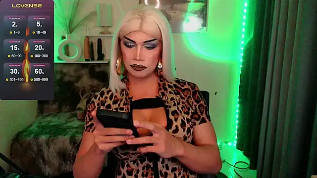 deliciousClaire: απευθείας συνομιλία ΧΧΧ