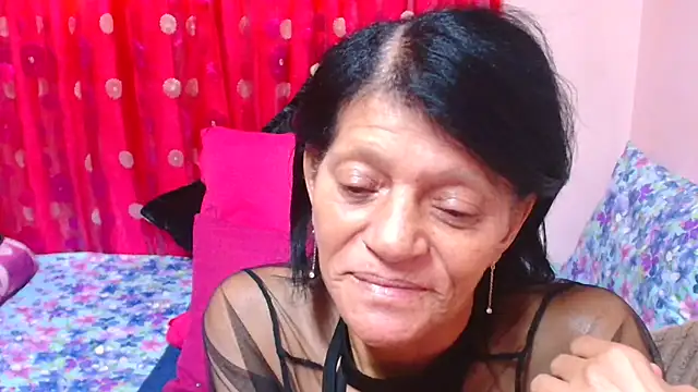 SLUTTYROXY লাইভ XXX চ্যাট