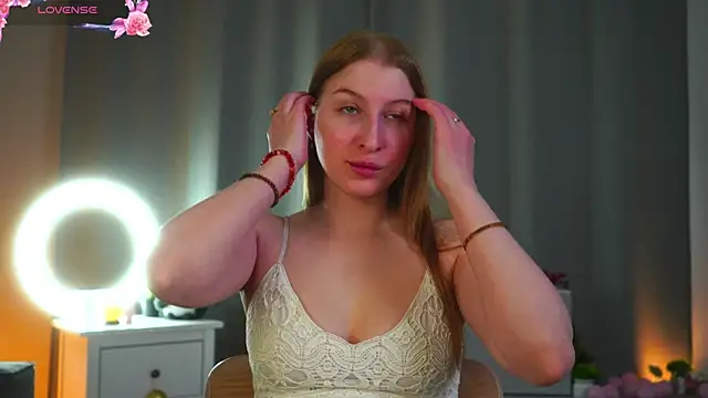 LorettaGladman 网络视讯表演