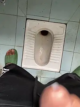 Pokazy przed kamerką – biggest_cocky