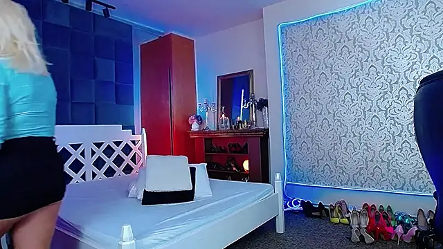 MissKora's Live XXX Chat