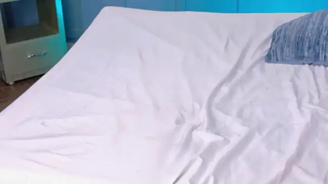 Chloe-Rose- Chat XXX in diretta