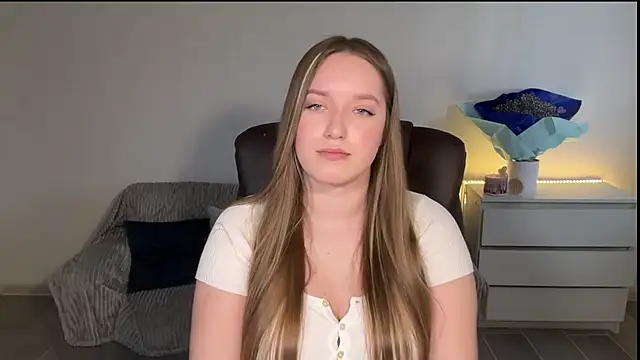 EvaMaddison élő XXX-chatje