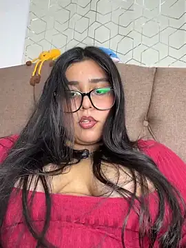 XXX chat uživo modela virginbrunette99