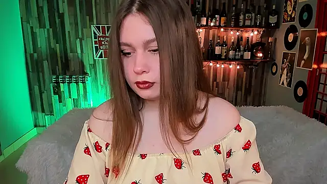 Онлайн чат XXX FioraMarmoris