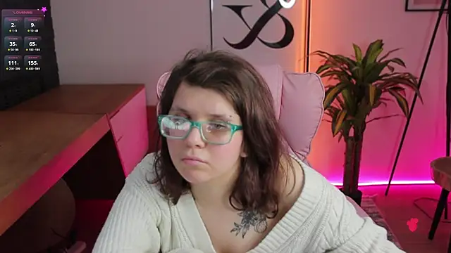 Chat XXX en directo de Ariell_Mini