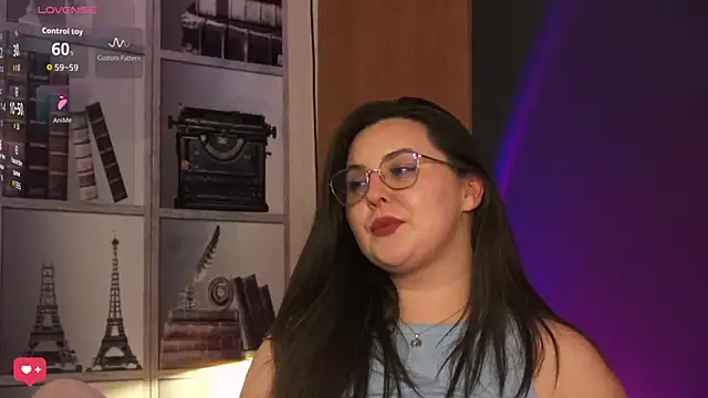 Chat +18 de Mia_Swano ao vivo