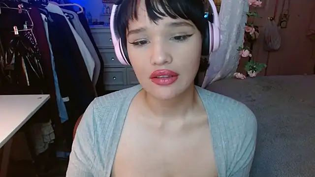 Chat +18 de nomichuu ao vivo