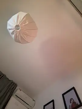 Онлайн чат XXX Chaniita