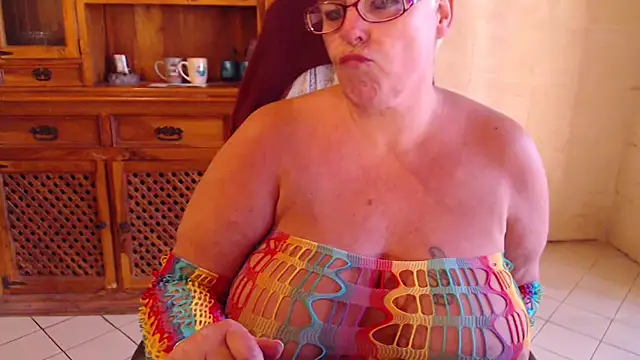 MISS_LINDAH live XXX chat