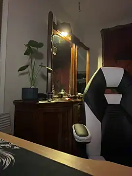 JoeyBlazy Show in webcam