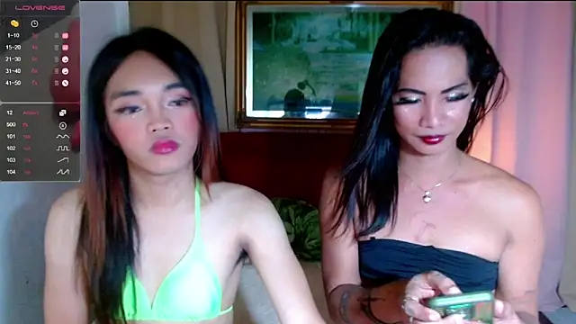 Pokazy przed kamerką – bigcock_carla07