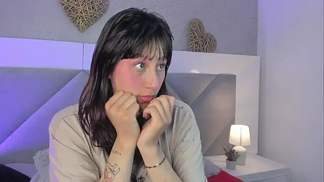 แชท XXX สดของ Mariana_Joness