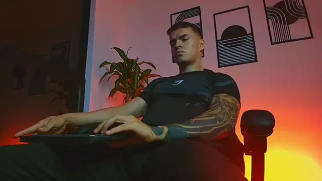 ALPHA_DOMINUS_ Pertunjukan Webcam