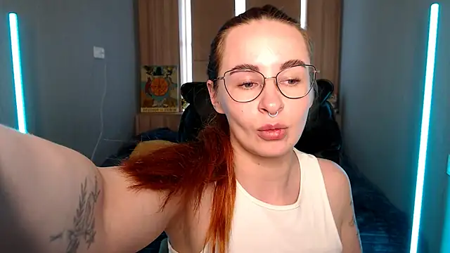 Mi-Amore's Live XXX Chat