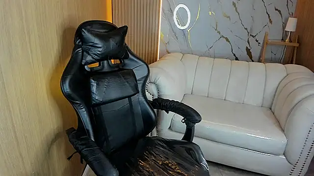 Онлайн чат XXX Amara_tf