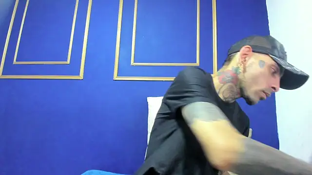 Demon_Rose_n Webbikameraesitys