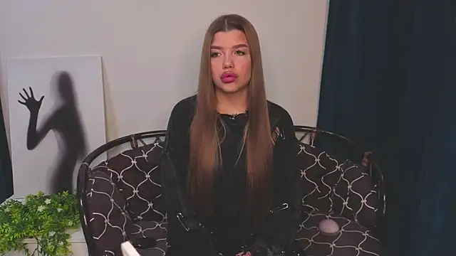 Chatroom XXX en direct de DelenaRines