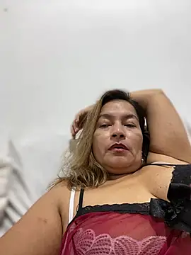 Chat +18 de Jlo_69 ao vivo