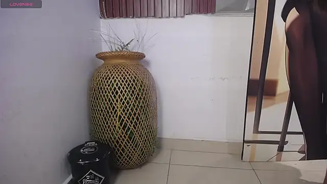 Lord_Tayron's Live XXX Chat