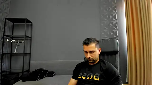 BryceReign Live XXX Chat