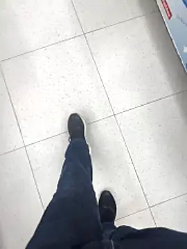 huzi518's Live XXX Chat