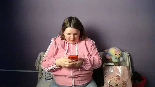 so_shy: απευθείας συνομιλία ΧΧΧ