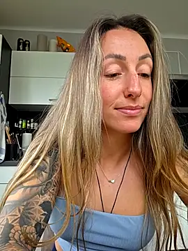 NicoleKaiser: απευθείας συνομιλία ΧΧΧ