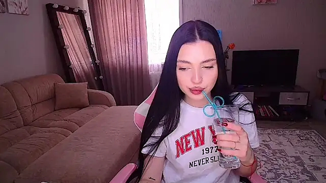 __Malika__: απευθείας συνομιλία ΧΧΧ