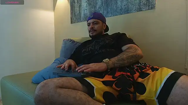 TROY_KIRK webcam show