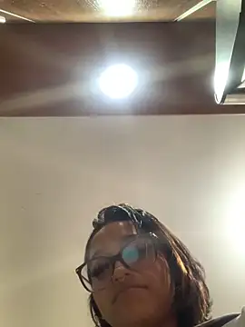 دردشة LilithMonette الجنسية المباشرة