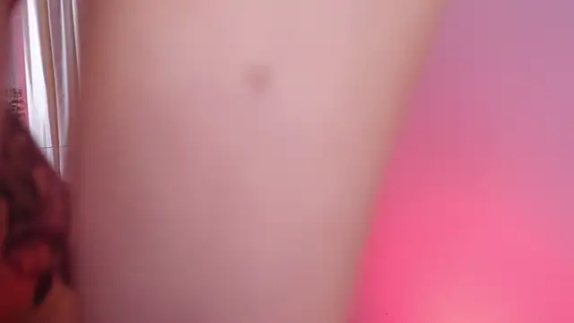 Chat +18 de LucyAddison ao vivo