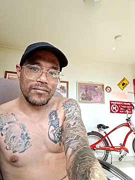 Czat XXX na żywo – Mr_Graffitimile