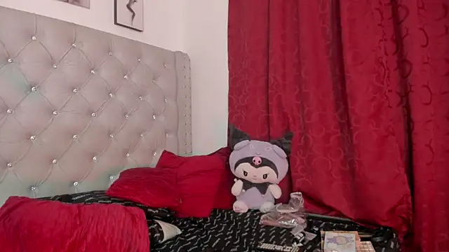 Shadow_Queen666 Show in webcam