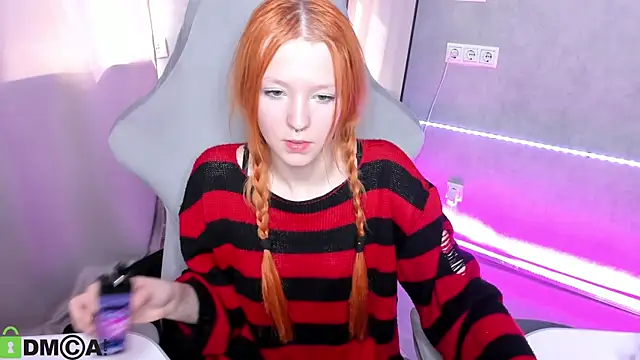 Chatroom XXX en direct de Emma_Dusk