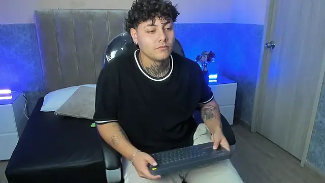 Chat XXX en directo de DAMON_SALVATTORE