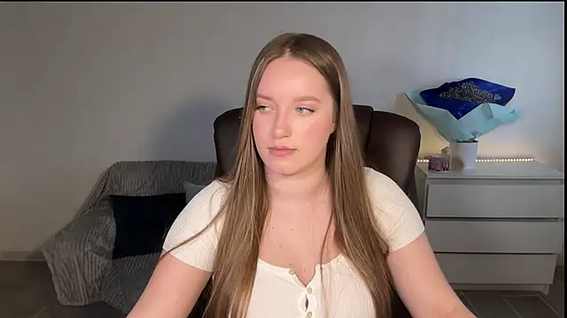 EvaMaddison: онлайн-секс-чат