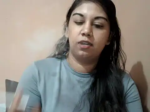 bellachow10 Live XXX-chat