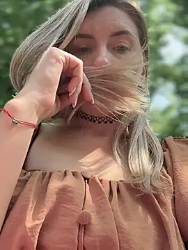 Crazy-Rosa: απευθείας συνομιλία ΧΧΧ