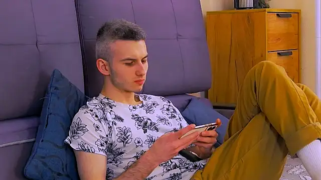 Chat XXX en directo de Magic_Storms