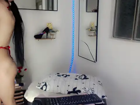 NathalialLooes Pertunjukan Webcam