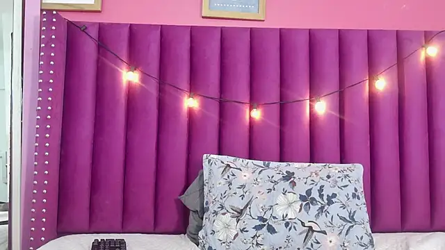 kinkyhousewifee Live XXX-Chat